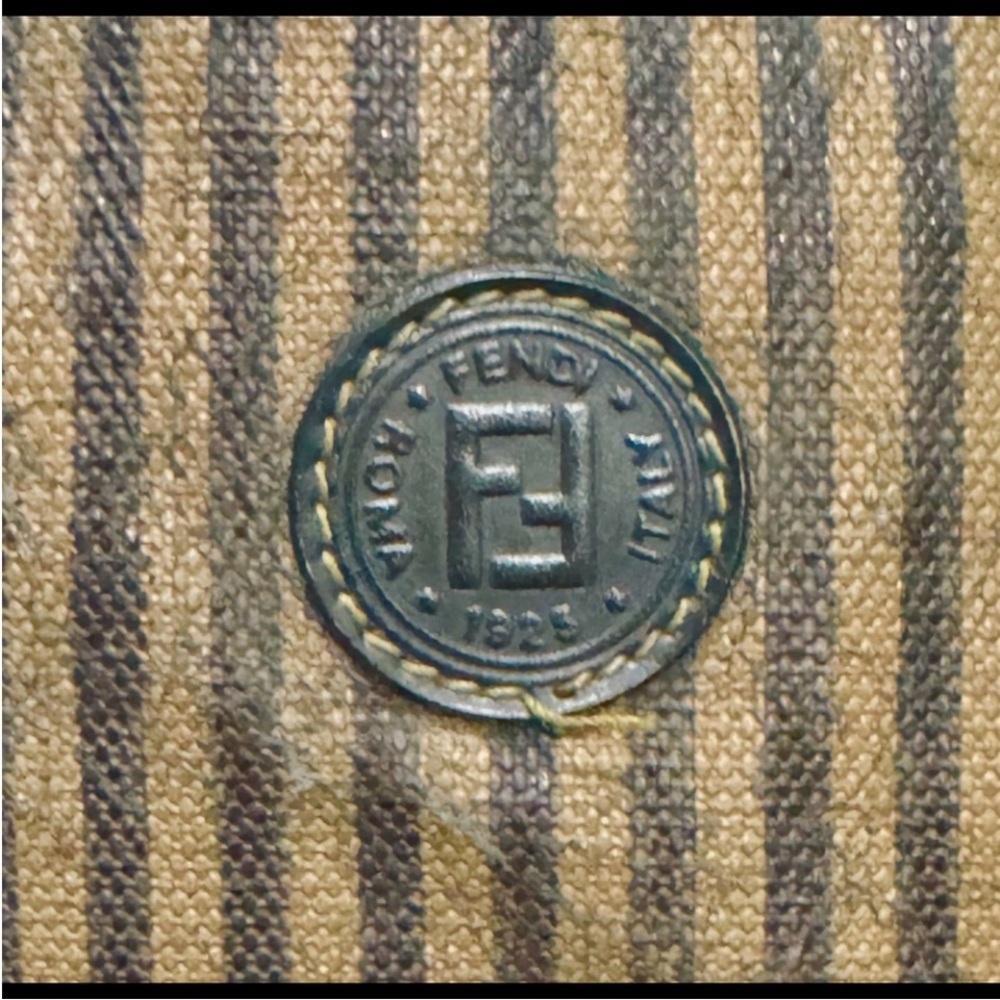 ❤️👝Vintage Fendi Pequin Stripe Brown Bag - Picture 4 of 7